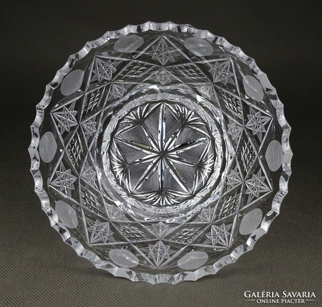 1L821 Csiszolt kristály asztalközép kínáló tál 8 x 15 cm