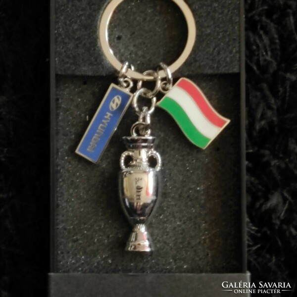 Hyundai key holder in gift box / uefa