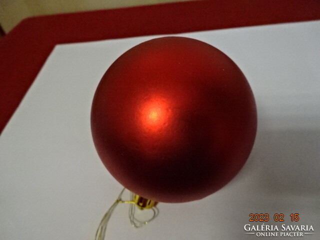 Six red Christmas balls, diameter 8 cm. Jokai.