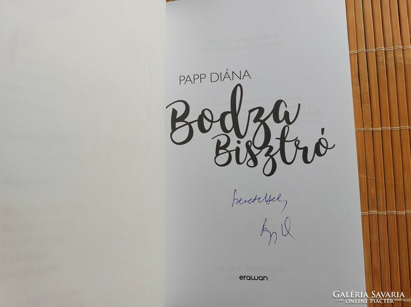Diana Pap's autographed 2 books are for sale together. HUF 2,900 for the two pieces together.