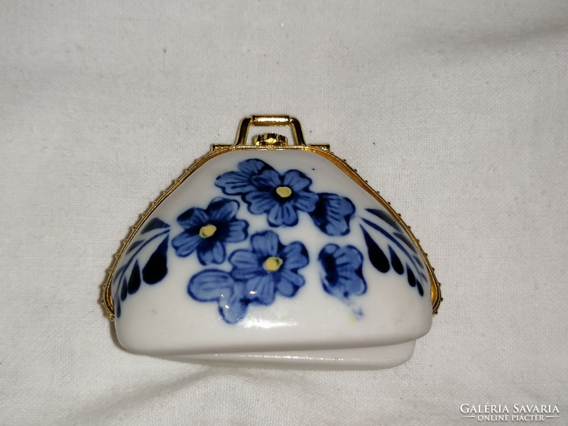 Porcelain jewelry box
