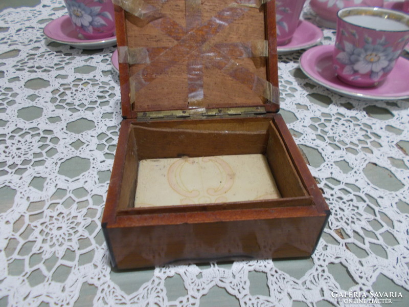 Szeci jewelry box