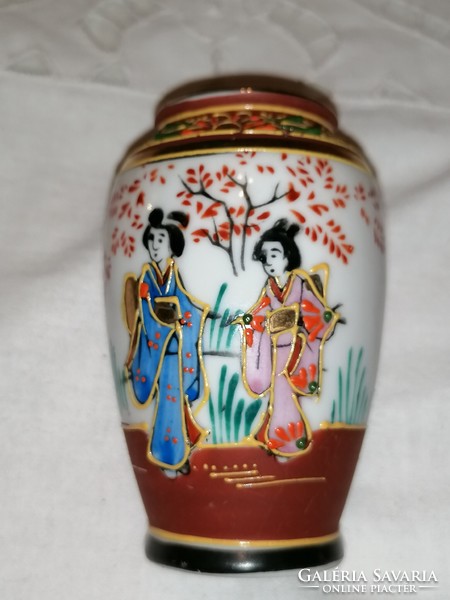 Vintage Japanese satsuma hand painted vase