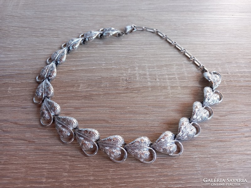 Necklace made of vintage silver colored leaf shapes, necklace