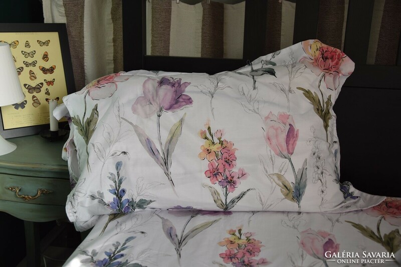 Dunelm floral bed cover
