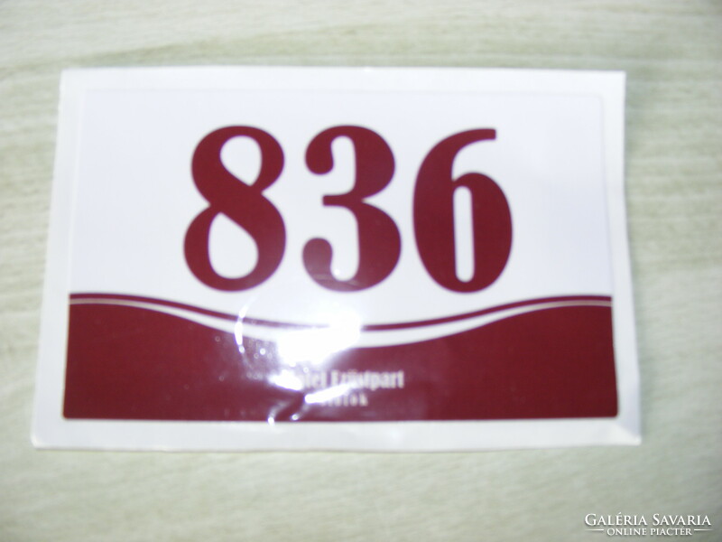 836-Os relic Silver Coast Salloda, hotel room, door sticker