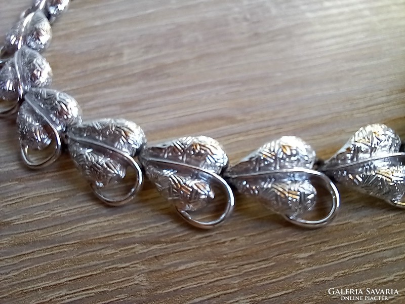 Necklace made of vintage silver colored leaf shapes, necklace