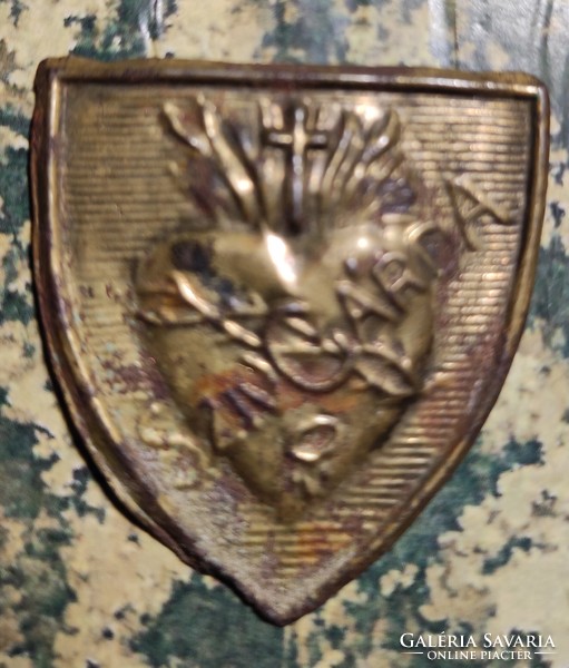 Heart Guard plate badge
