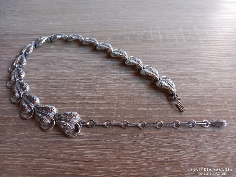 Necklace made of vintage silver colored leaf shapes, necklace