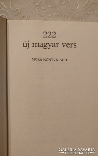 222 új magyar vers, ajánljon!