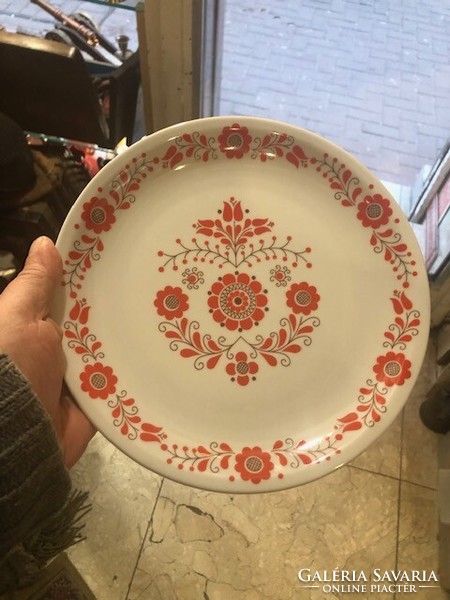 Alföldi porcelain dinner plate, hand painted, 24 cm.