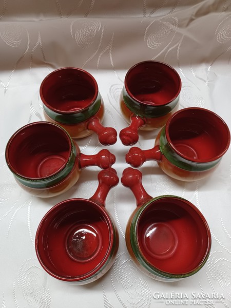 Ceramic bowl with handle