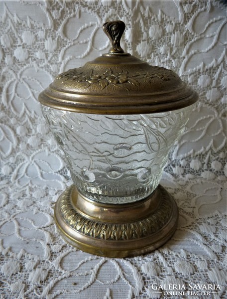 Silver-plated art nouveau table, bowl.