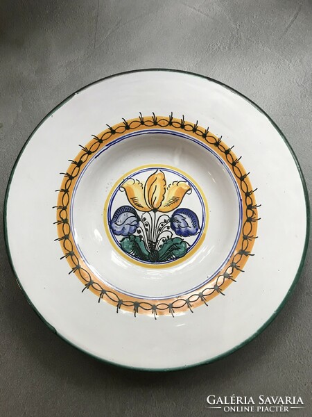 Hand-painted ceramic wall plate with haban pattern, diameter 24 cm