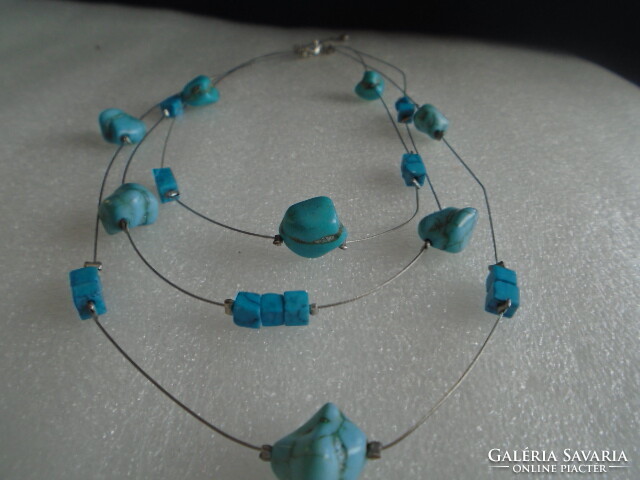 Three-row turquoise necklace (collier) 80 ct total length: 47 cm rarity