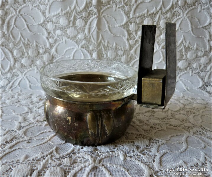 Silver-plated art nouveau table, bowl.