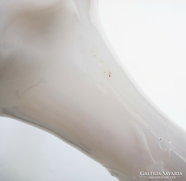 Francia fehér opál üveg váza 21cm