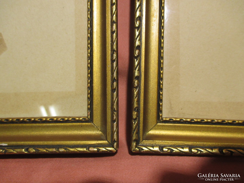 2 old picture frames with glass