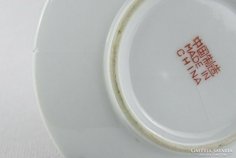1L982 Kínai porcelán kávéscsésze 3+2 darab