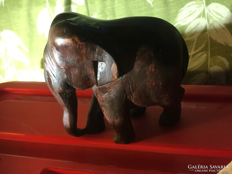 Hand-carved wooden elephant from exotic wood (12/a)