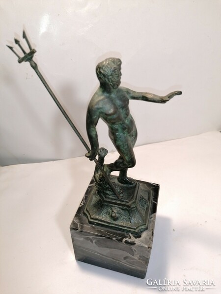 Poszeidon bronz szobor (930)