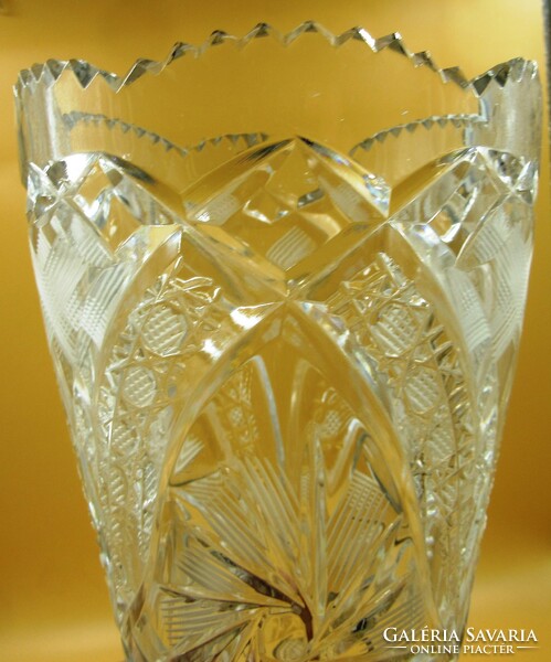 Crystal glass vase, thick village, diameter 11.5 cm, height 22 cm