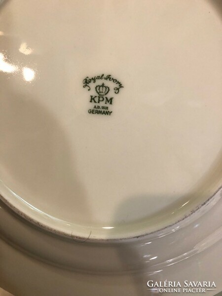 KPM germany Royal Ivory 8 személyes porcelán étkészlet, 72 db-os