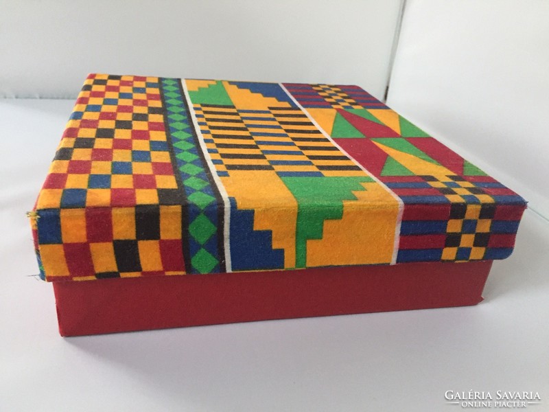 Box covered with African ankara textile (79/1)