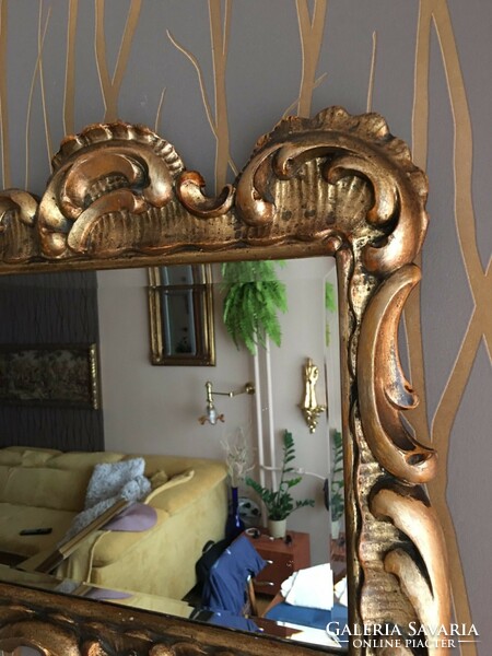 Florentine carved frame with polished mirror with original gilding