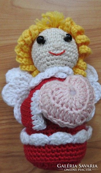 Hand crocheted angel collar with heart