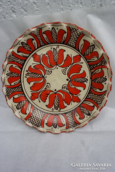 Tulip pattern 33 cm. Transylvanian potter's folk art decorative wall plate for sale.