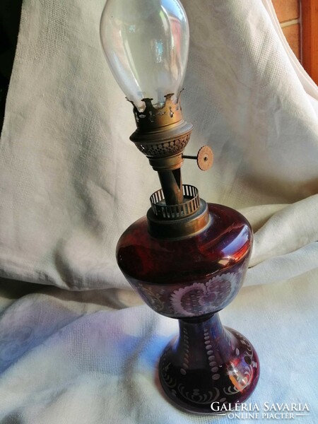 Ruby stained eggermann lamp