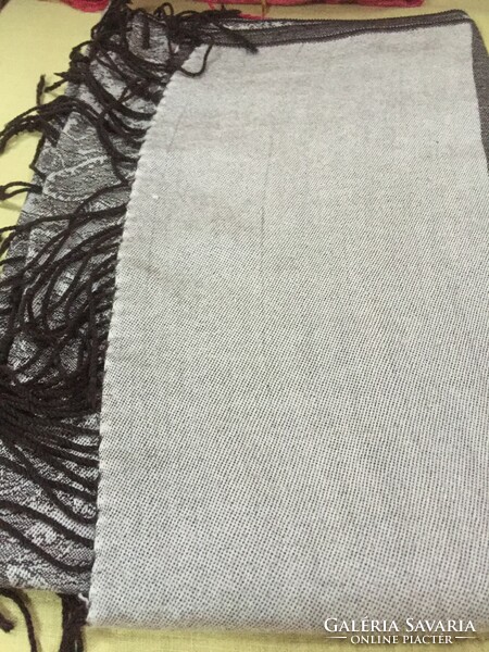 Cashmere-patterned gray large scarf, stole