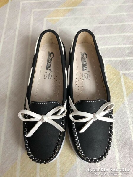 Black moccasin 36