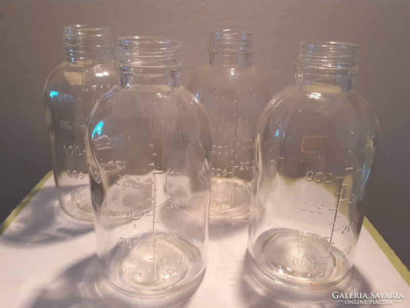 Retro infúziós palack régi gyógyszertári üveg 4 db