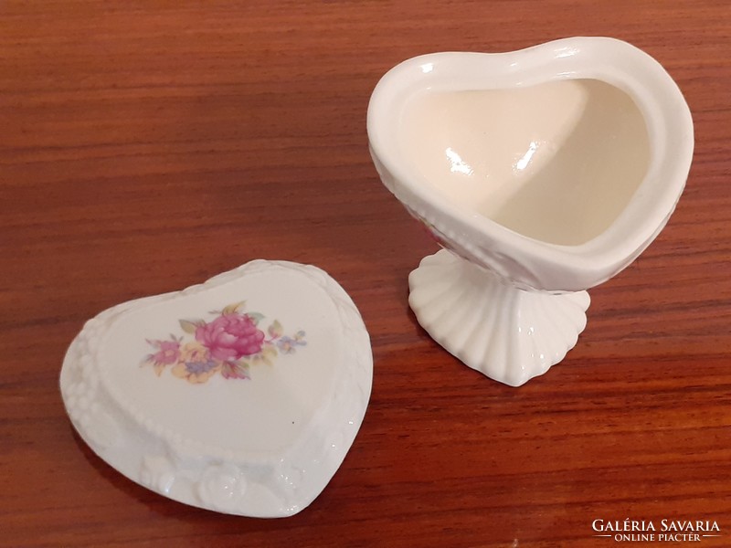 Vintage porcelain heart shaped rosy jewelry box with vintage gift box