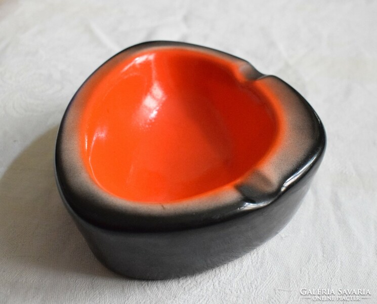 Art and craft retro Bodrog Kresztúr ceramic ashtray ash bowl ashtray 15.5 x 13.5 x 4.5 cm