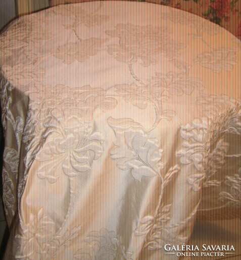 A dreamy art nouveau style bedspread