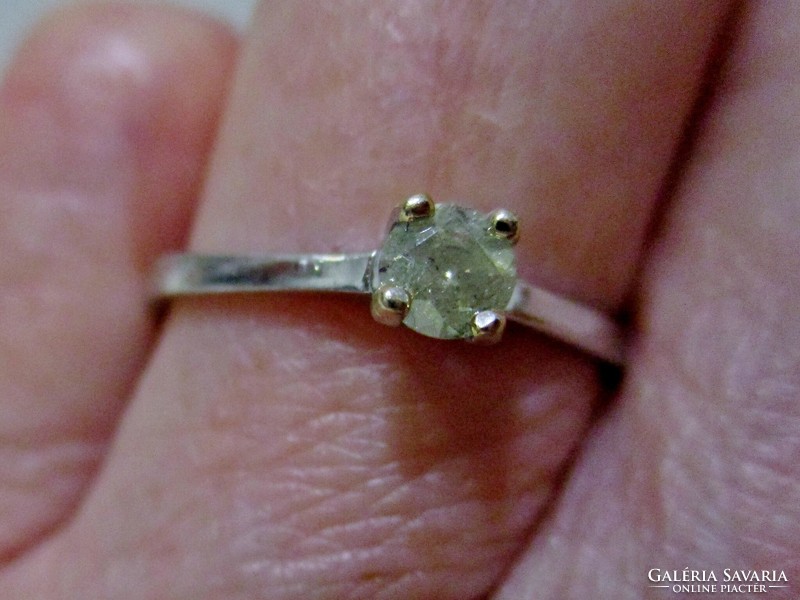 Beautiful 0.20ct yellow diamond 14kt gold ring