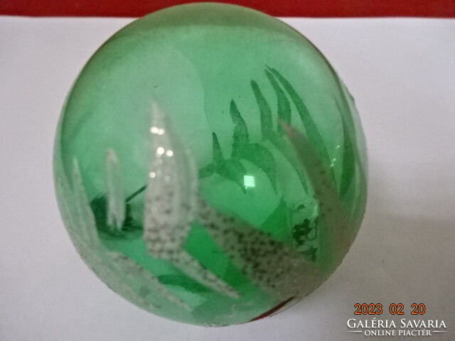 Karácsonyi üveggömb, kézzel festett, átmérője 6 cm. Jókai.