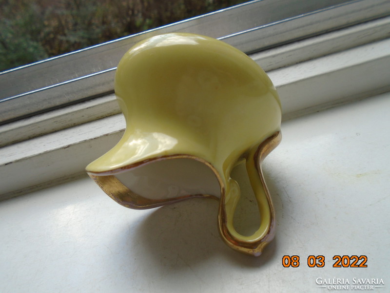 Antik Pirkenhammer dekoratív citromsárga öblös aranyozott tejkiöntő