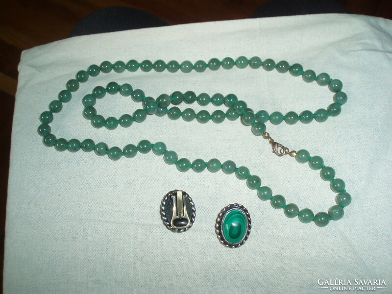 Vintage mineral necklace with malachite stone clip