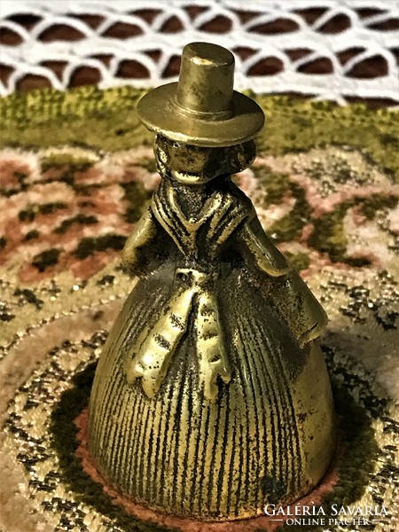 Antik, sárgaréz cselédhívó csengő, úrhölgy kalappal szobor, gyönyörű kidolgozású