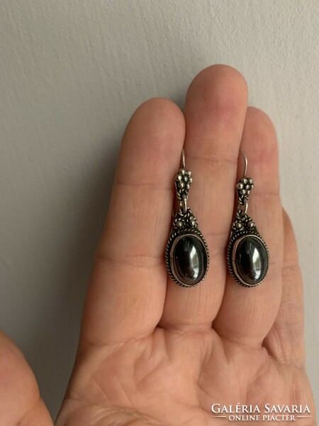 Antique silver earring ring with hematite stones