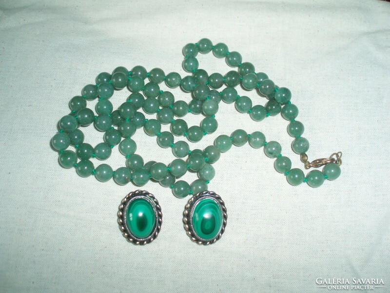 Vintage mineral necklace with malachite stone clip