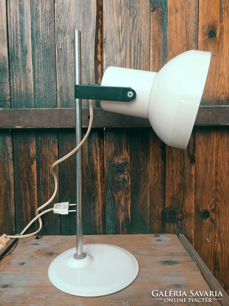 Retro table reading lamp