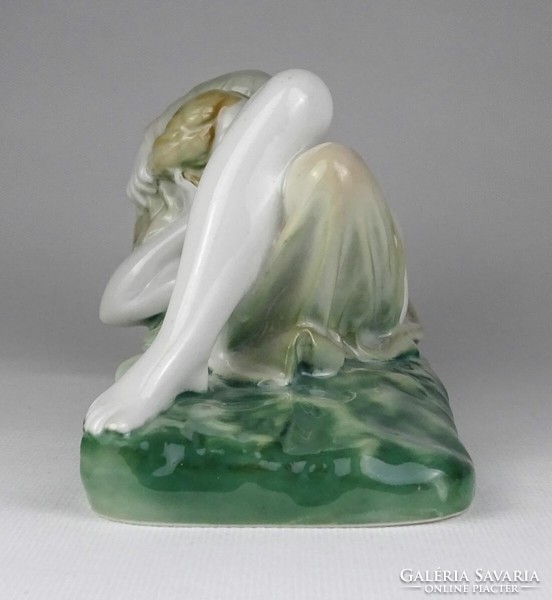 1L620 old rare Zsolnay porcelain reclining nude statue 22 cm