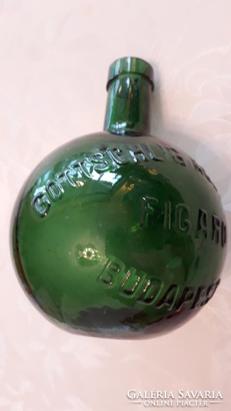 Old drink bottle gottschlig in Augustine r.T. Figaro budapest liqueur bottle