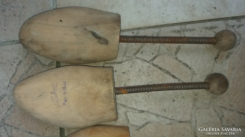 Antik régi rugós nyelű cipő betét sámfa 4 db. vegyesen 38-46 méret