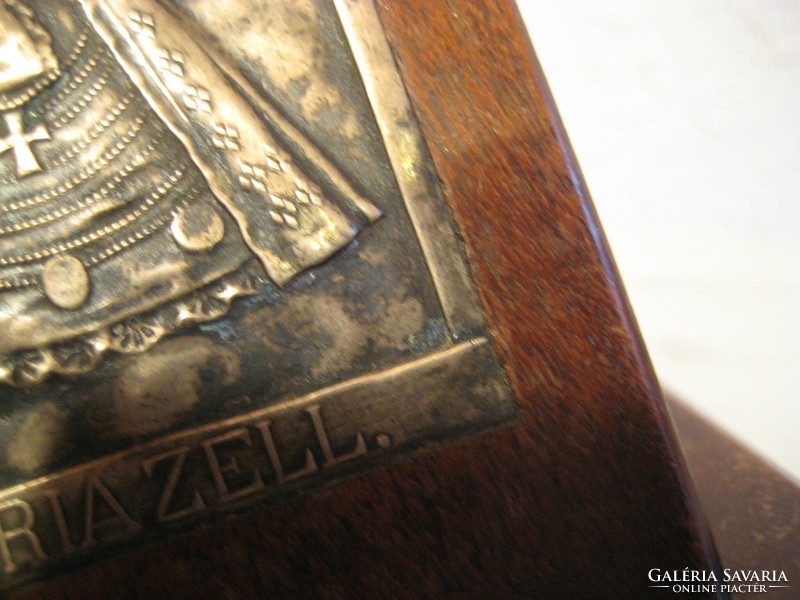 Mariazell , emláktárgy , ezüst betéttel  kb 100 éves lehet ,  10 cm